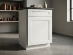 Shaker Base Cabinet Single Door Single Drawer in classic Shaker style